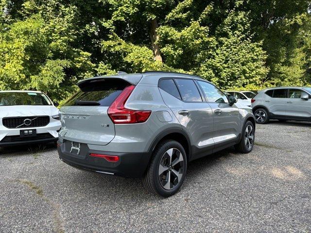 new 2025 Volvo XC40 car, priced at $48,315