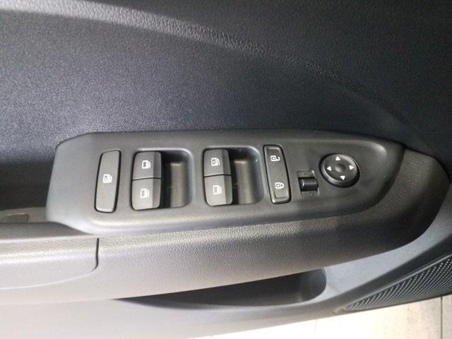 new 2025 Hyundai Venue car, priced at $22,475