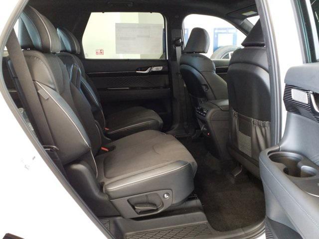 new 2025 Hyundai Palisade car, priced at $52,075