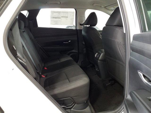 new 2025 Hyundai TUCSON Hybrid car, priced at $32,495