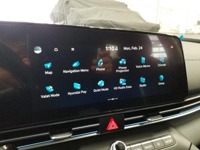 new 2025 Hyundai Elantra car, priced at $25,760