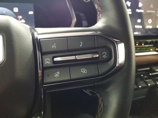 used 2023 GMC Canyon car, priced at $40,302