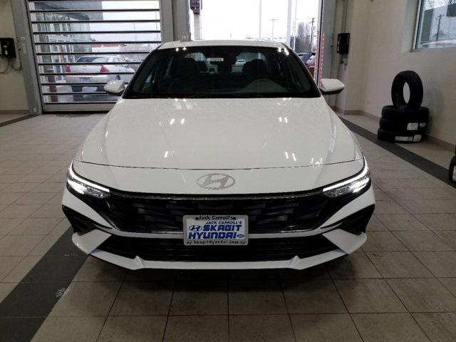 new 2025 Hyundai Elantra car, priced at $25,680