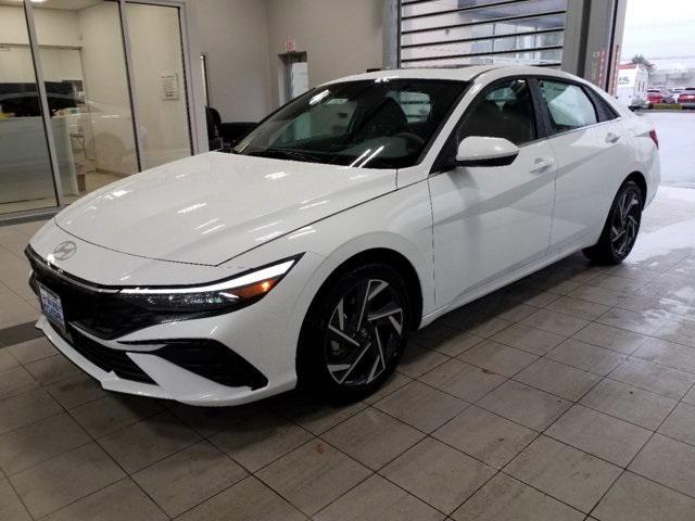 new 2025 Hyundai Elantra car, priced at $25,680