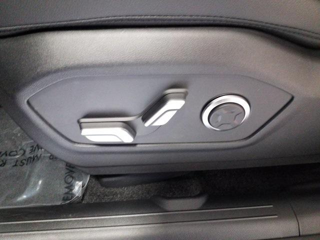 new 2025 Hyundai Santa Fe car, priced at $48,889