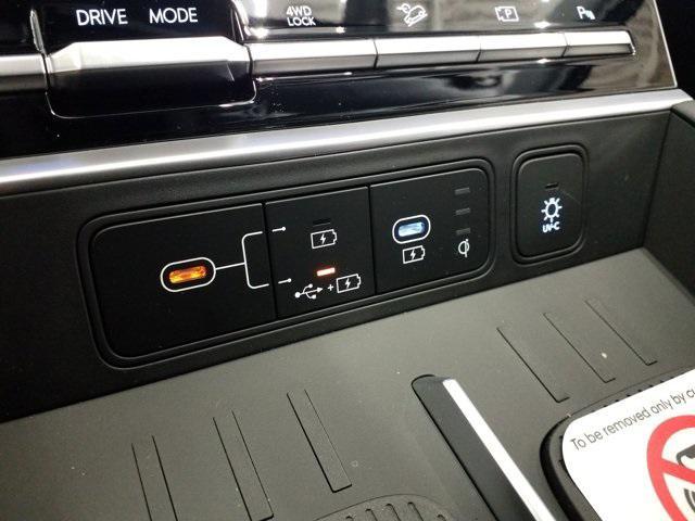 new 2025 Hyundai Santa Fe car, priced at $48,889