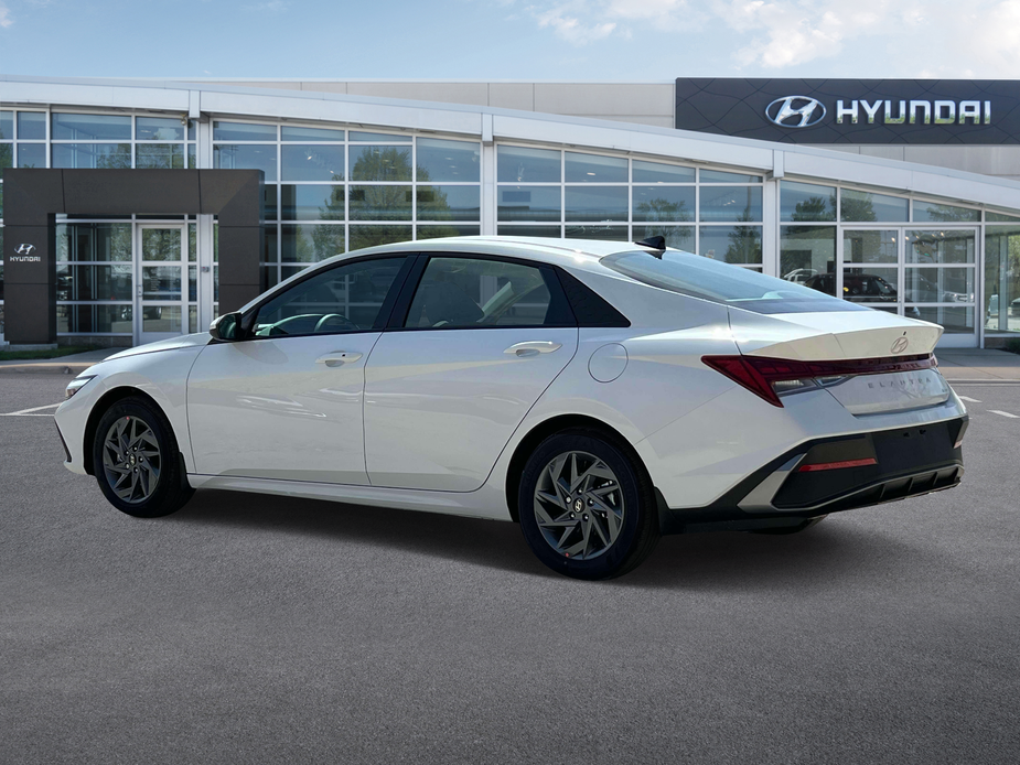 new 2025 Hyundai Elantra HEV car, priced at $29,170