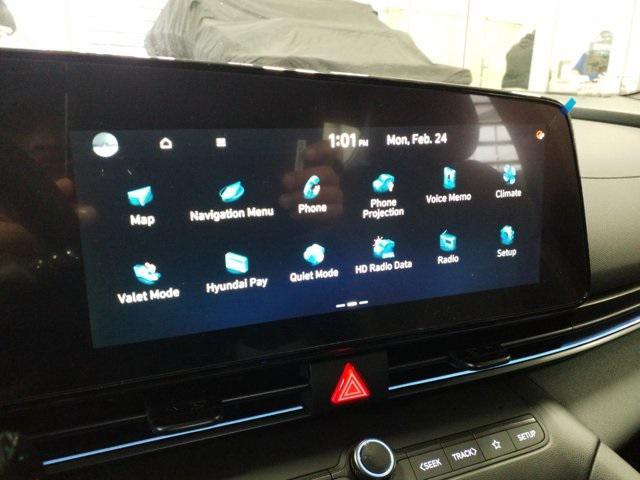 new 2025 Hyundai Elantra car, priced at $25,635