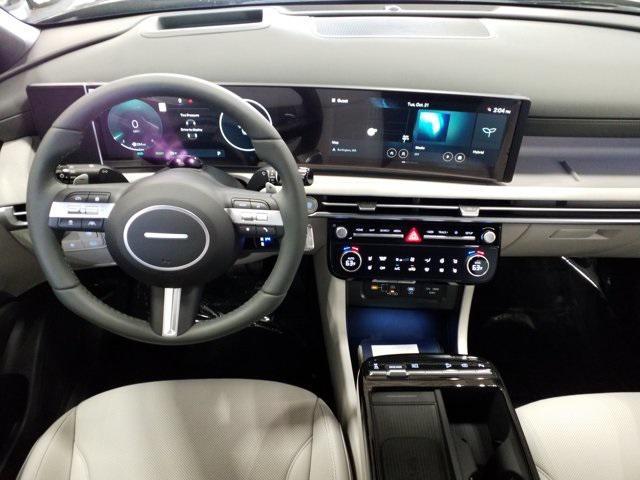 new 2026 Hyundai TUCSON Hybrid car, priced at $40,480