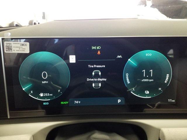 new 2026 Hyundai TUCSON Hybrid car, priced at $40,480