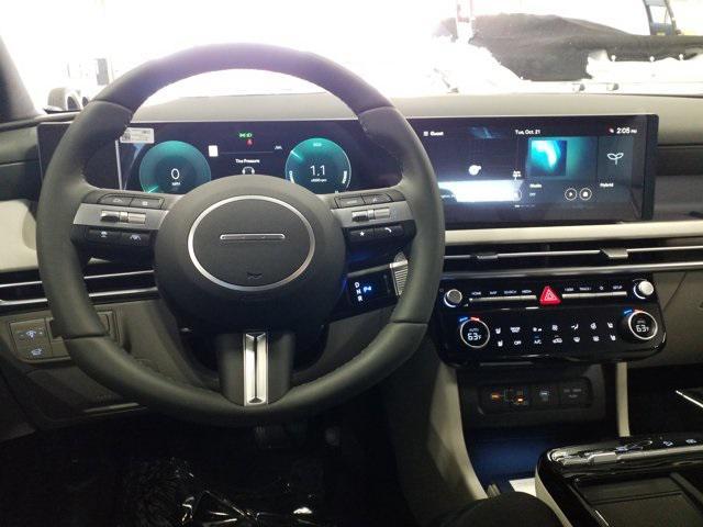 new 2026 Hyundai TUCSON Hybrid car, priced at $40,480