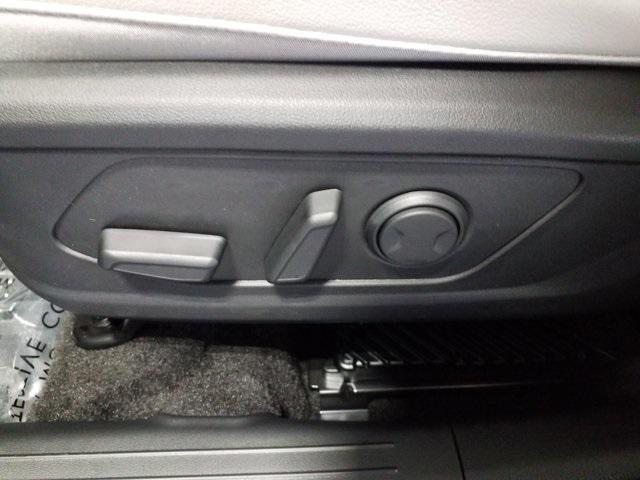 new 2026 Hyundai TUCSON Hybrid car, priced at $40,480