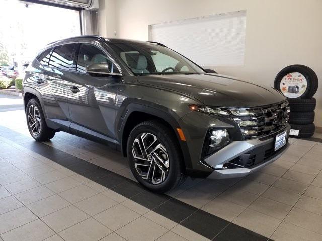 new 2026 Hyundai TUCSON Hybrid car, priced at $40,480