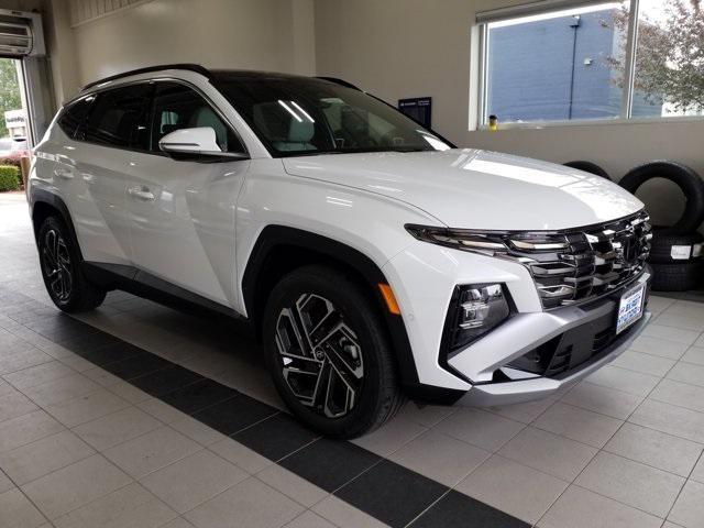 new 2025 Hyundai TUCSON Hybrid car, priced at $43,454