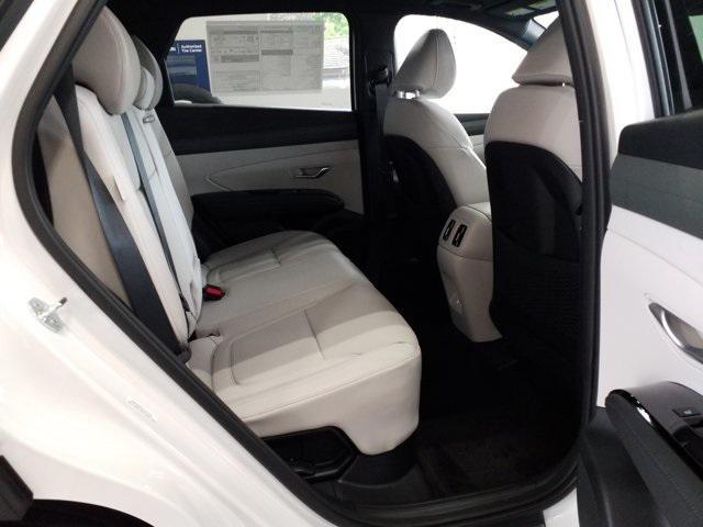 new 2025 Hyundai TUCSON Hybrid car, priced at $43,454