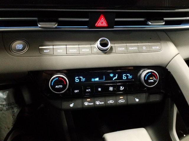 new 2025 Hyundai Elantra car, priced at $25,240