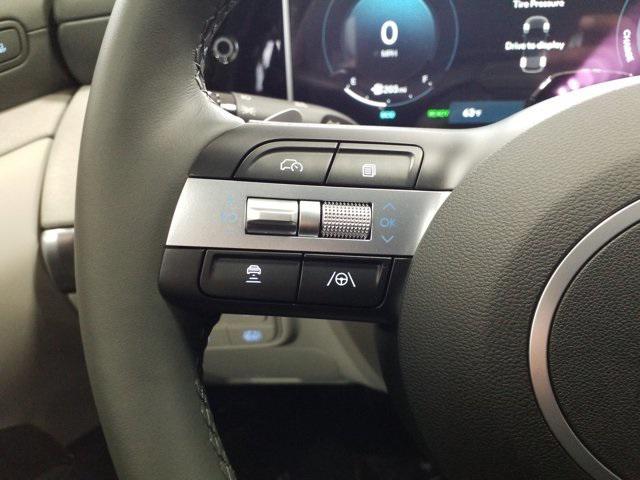 new 2025 Hyundai TUCSON Hybrid car, priced at $43,390