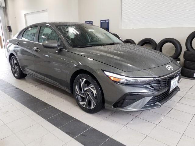 new 2025 Hyundai Elantra car, priced at $23,240