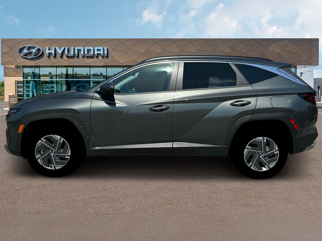 used 2025 Hyundai TUCSON Hybrid car