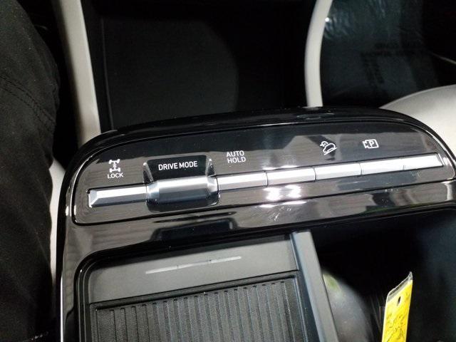 used 2025 Hyundai TUCSON Hybrid car, priced at $29,876