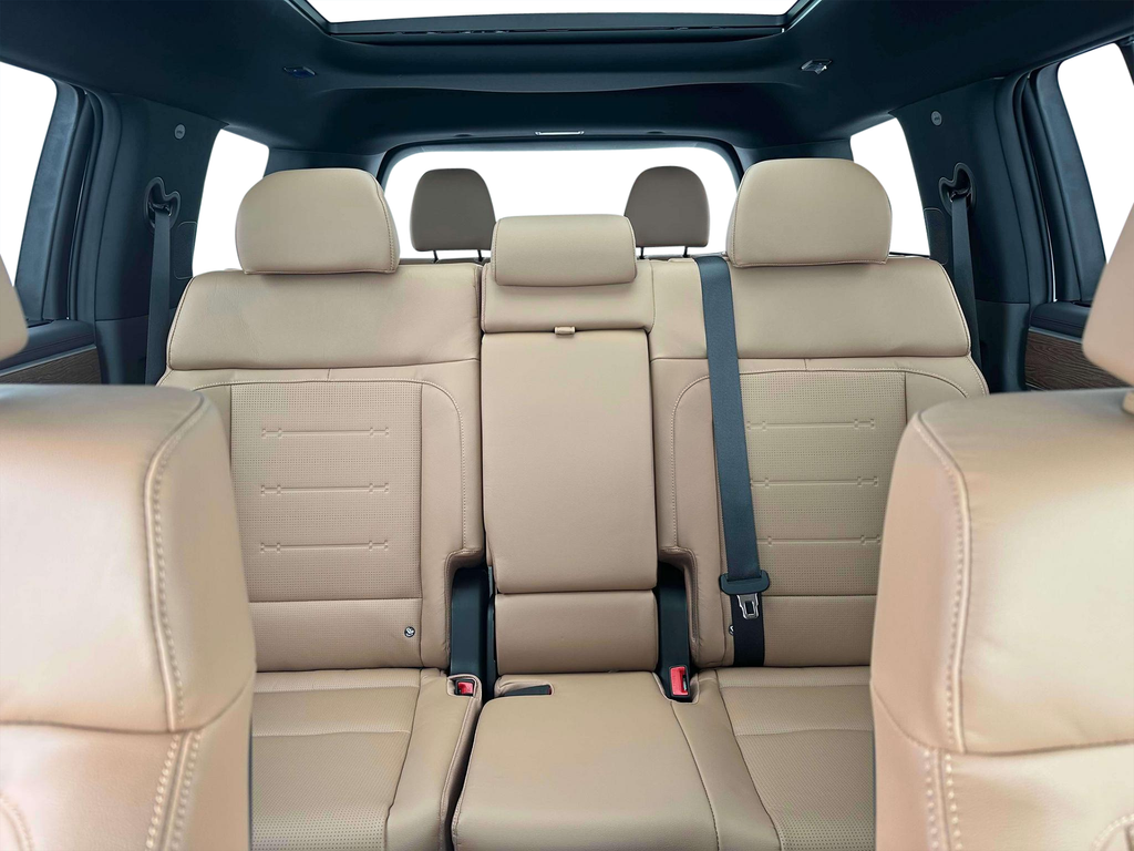 used 2024 Hyundai Santa Fe car, priced at $36,544