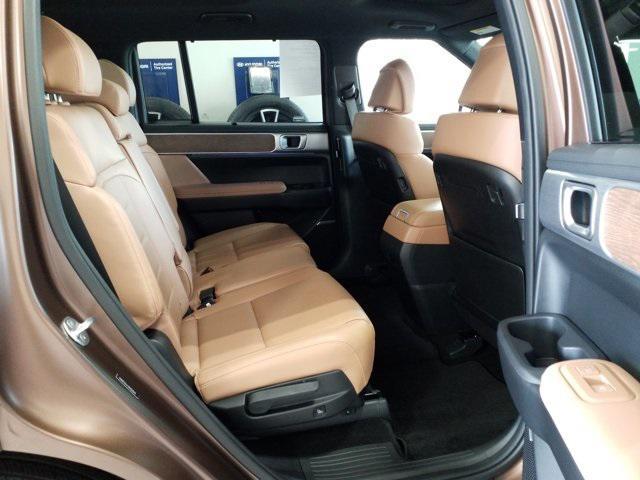 used 2024 Hyundai Santa Fe car, priced at $36,263