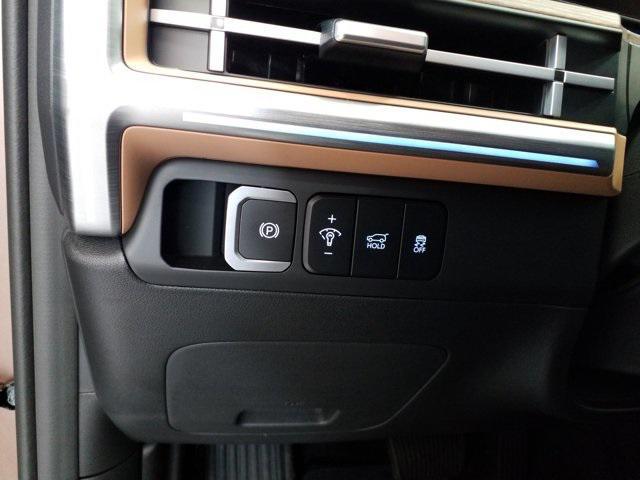 used 2024 Hyundai Santa Fe car, priced at $36,263
