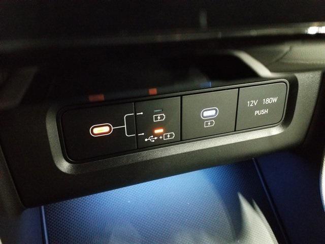 new 2025 Hyundai TUCSON Hybrid car, priced at $38,745