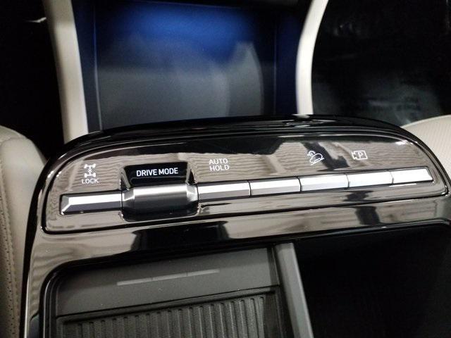 new 2025 Hyundai TUCSON Hybrid car, priced at $33,020