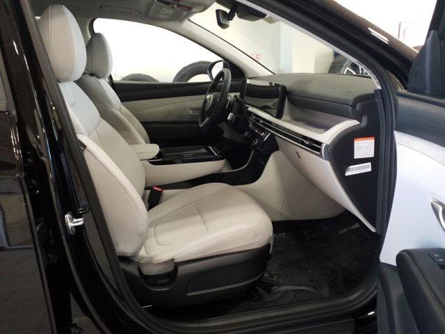 new 2025 Hyundai TUCSON Hybrid car, priced at $33,020