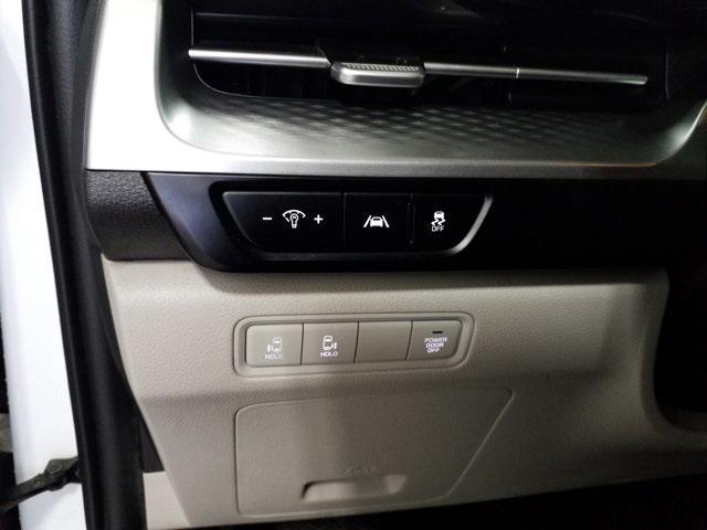 used 2022 Kia Carnival car, priced at $23,947