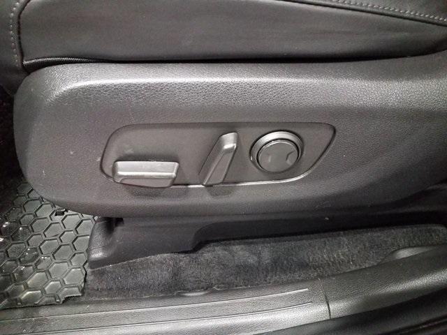 used 2022 Kia Carnival car, priced at $23,947