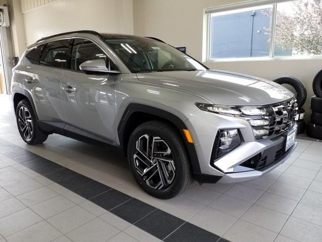 new 2025 Hyundai TUCSON Hybrid car, priced at $42,745