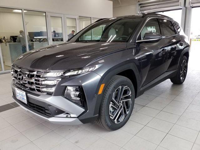 new 2025 Hyundai TUCSON Hybrid car, priced at $43,390