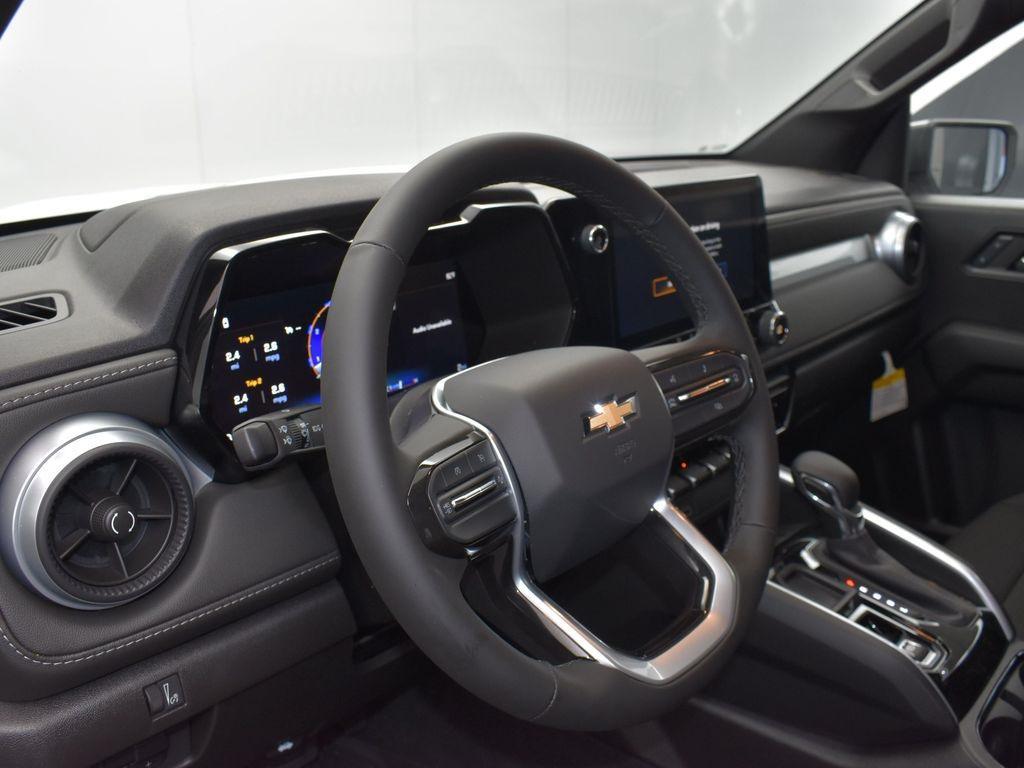 new 2024 Chevrolet Colorado car, priced at $34,155