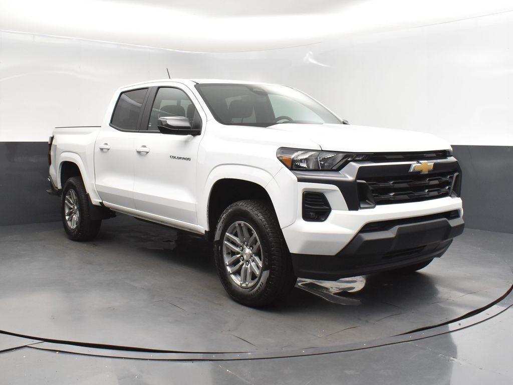 new 2024 Chevrolet Colorado car, priced at $34,155