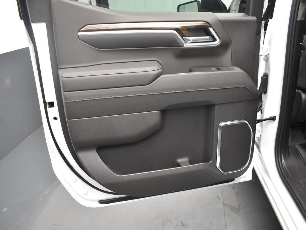 new 2026 Chevrolet Silverado 1500 car, priced at $47,445