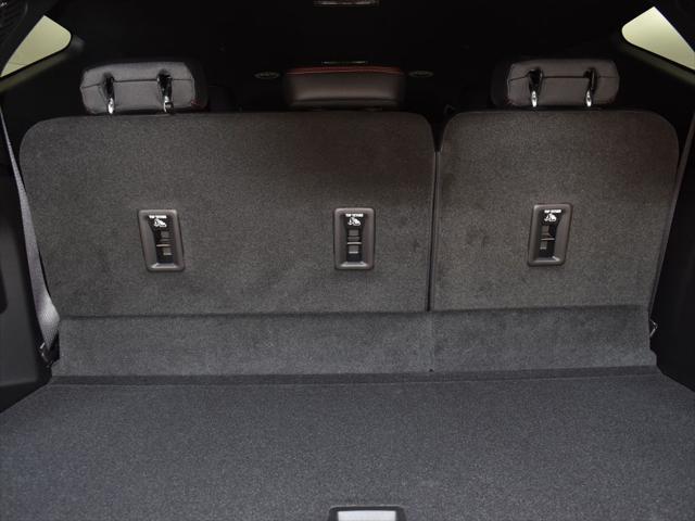 new 2025 Chevrolet Traverse car, priced at $55,894