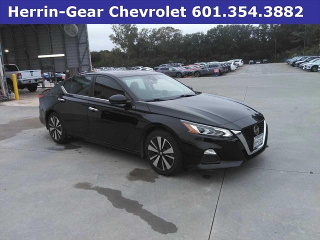 used 2021 Nissan Altima car, priced at $21,047