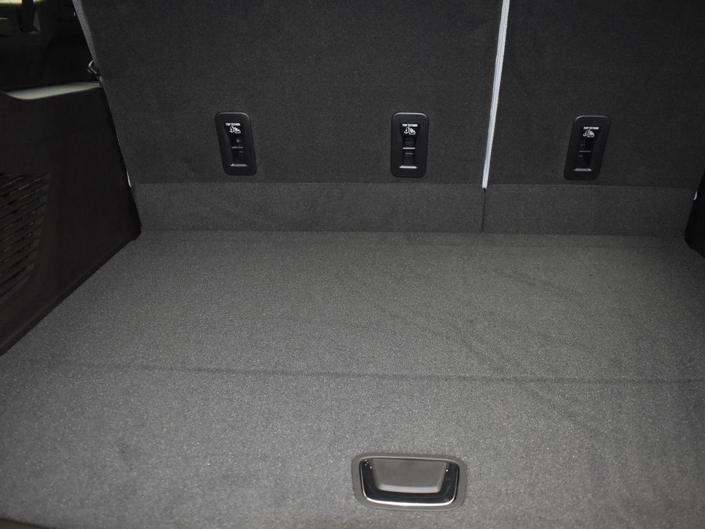 new 2025 Chevrolet Suburban car, priced at $78,320