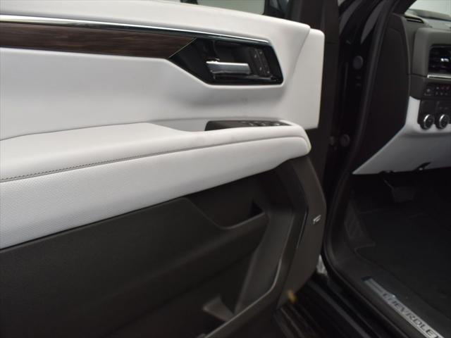 new 2025 Chevrolet Suburban car, priced at $80,320