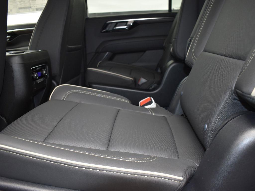 new 2025 Chevrolet Suburban car, priced at $77,790