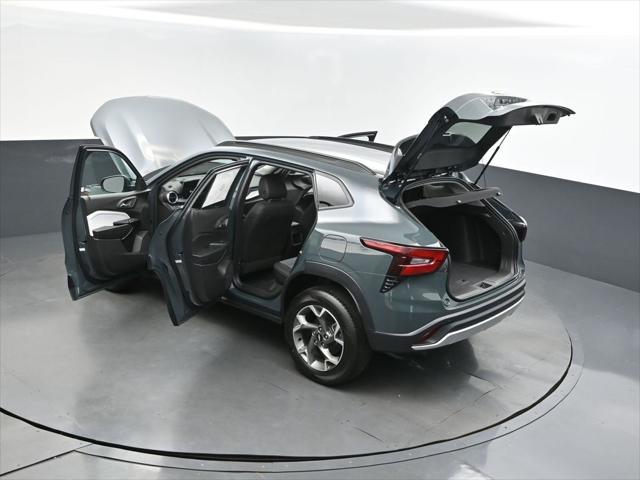 new 2025 Chevrolet Trax car, priced at $26,000