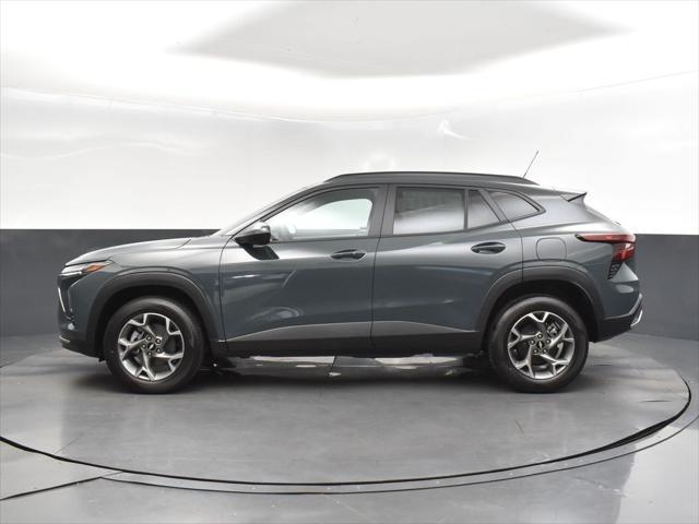 new 2025 Chevrolet Trax car, priced at $26,000