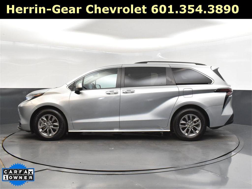used 2023 Toyota Sienna car, priced at $39,783