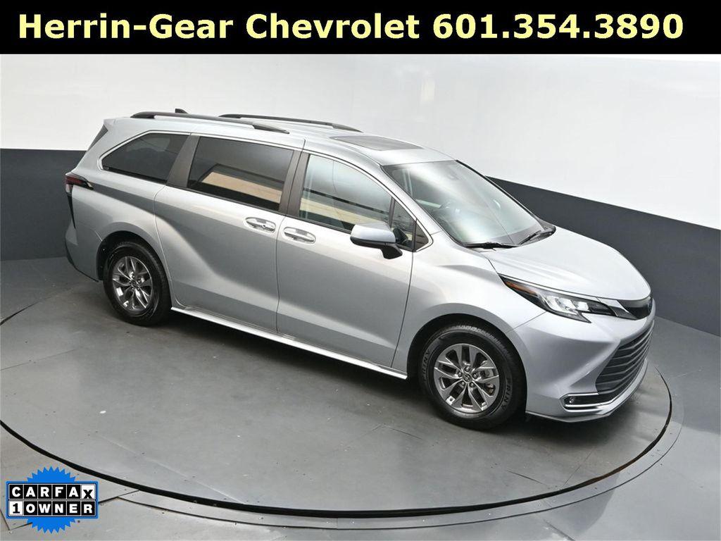 used 2023 Toyota Sienna car, priced at $39,783