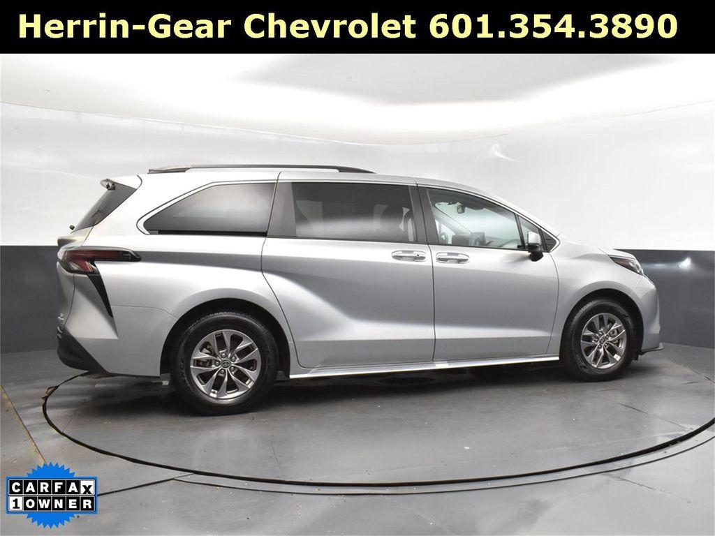 used 2023 Toyota Sienna car, priced at $39,783