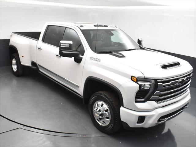 new 2025 Chevrolet Silverado 3500 car, priced at $93,210