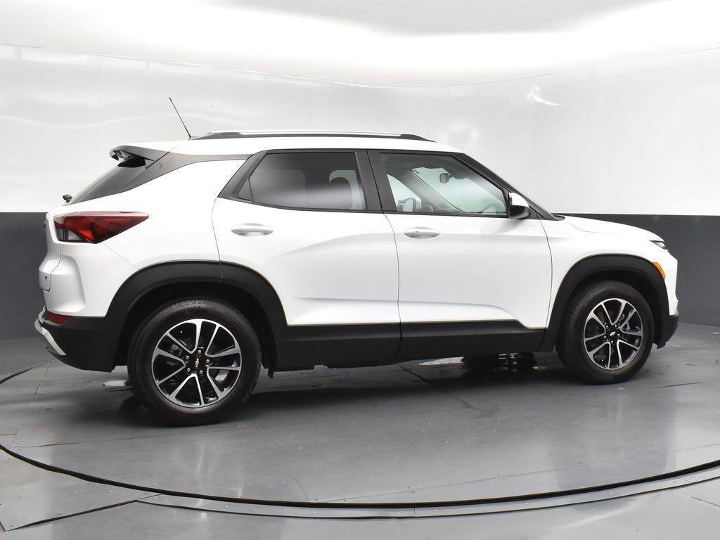 used 2024 Chevrolet TrailBlazer car