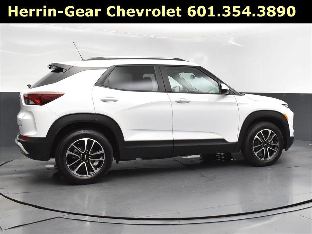 used 2024 Chevrolet TrailBlazer car, priced at $24,000